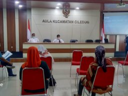 Identifikasi &amp; Pendidikan