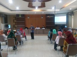 Identifikasi &amp; Pendidikan